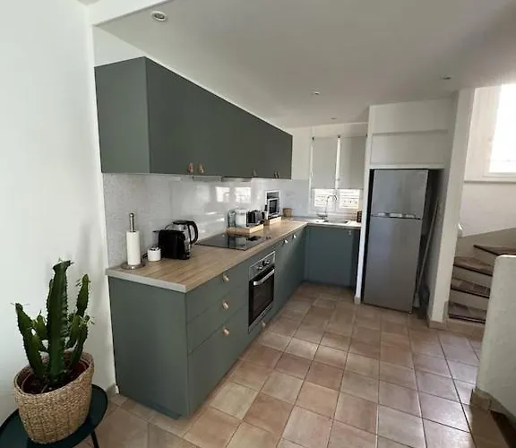 度假居 Maison De Village Renovee Avec Vue Exceptionnelle 圣马克西姆