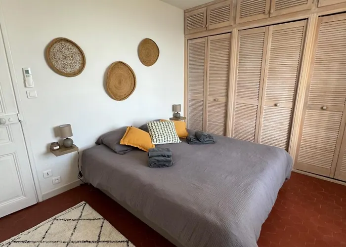 Maison De Village Renovee Avec Vue Exceptionnelle 度假居