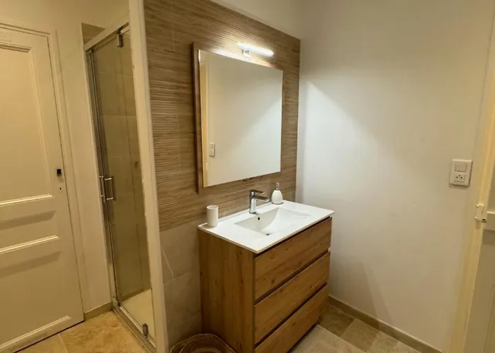 Maison De Village Renovee Avec Vue Exceptionnelle 度假居 圣马克西姆