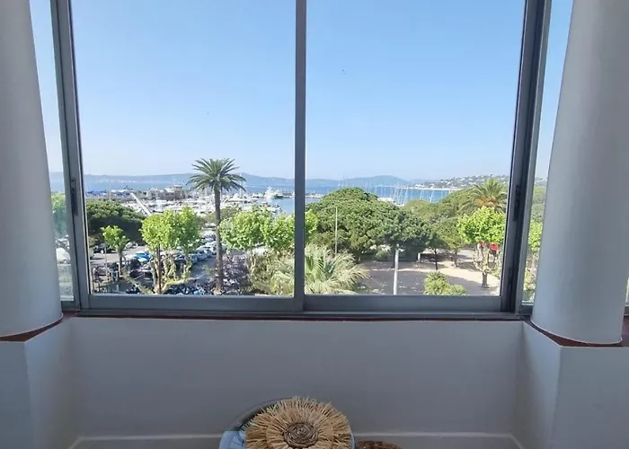 度假居 Maison De Village Renovee Avec Vue Exceptionnelle *