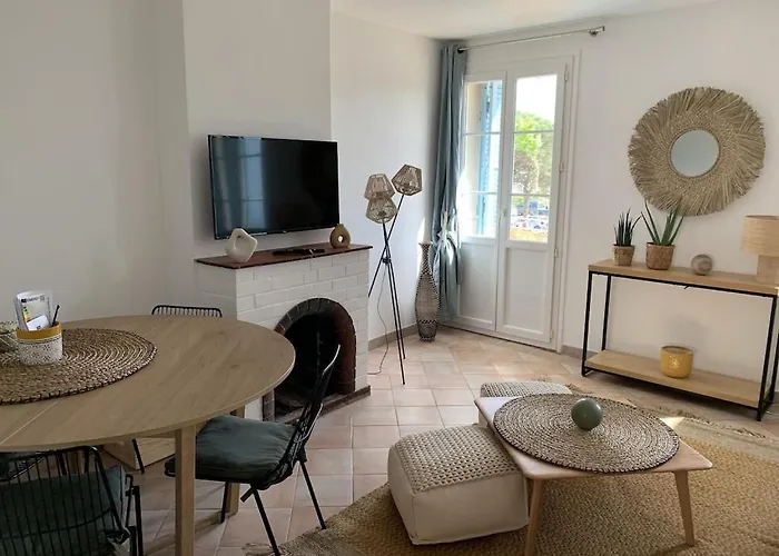 Maison De Village Renovee Avec Vue Exceptionnelle